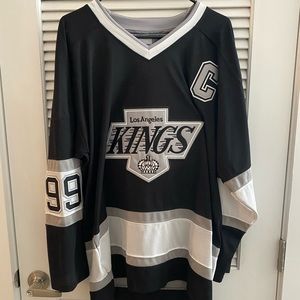 Wayne Gretzky Hockey Jersey (48, L) CCM